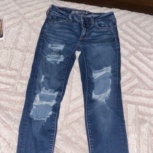 00 american eagle ripped jeans